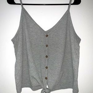 Cropped tie tank